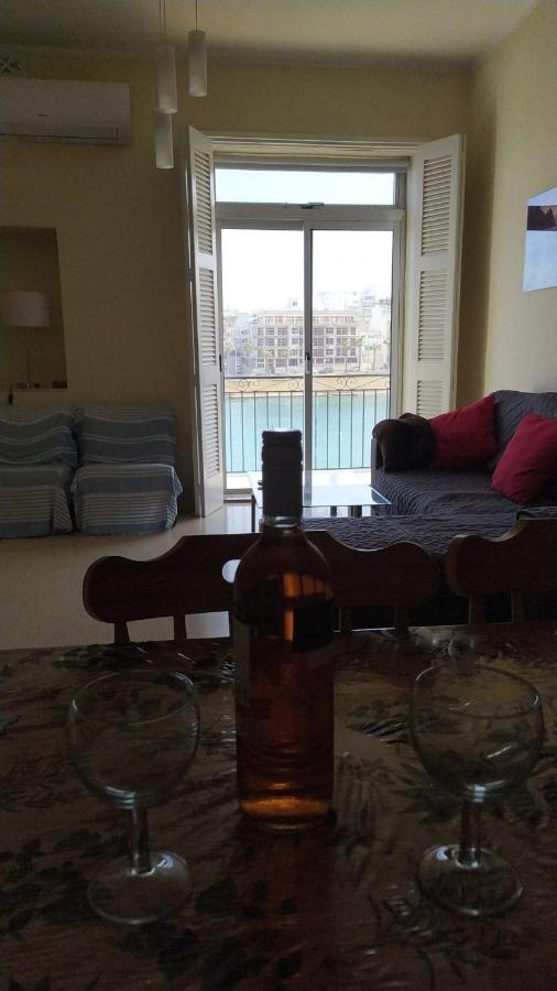 Sea View 2 Bedroom Apartment Marsaskala Bagian luar foto